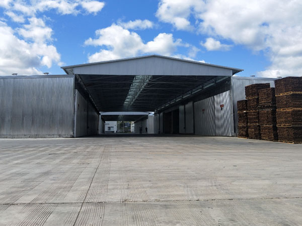 Large timber dry kiln